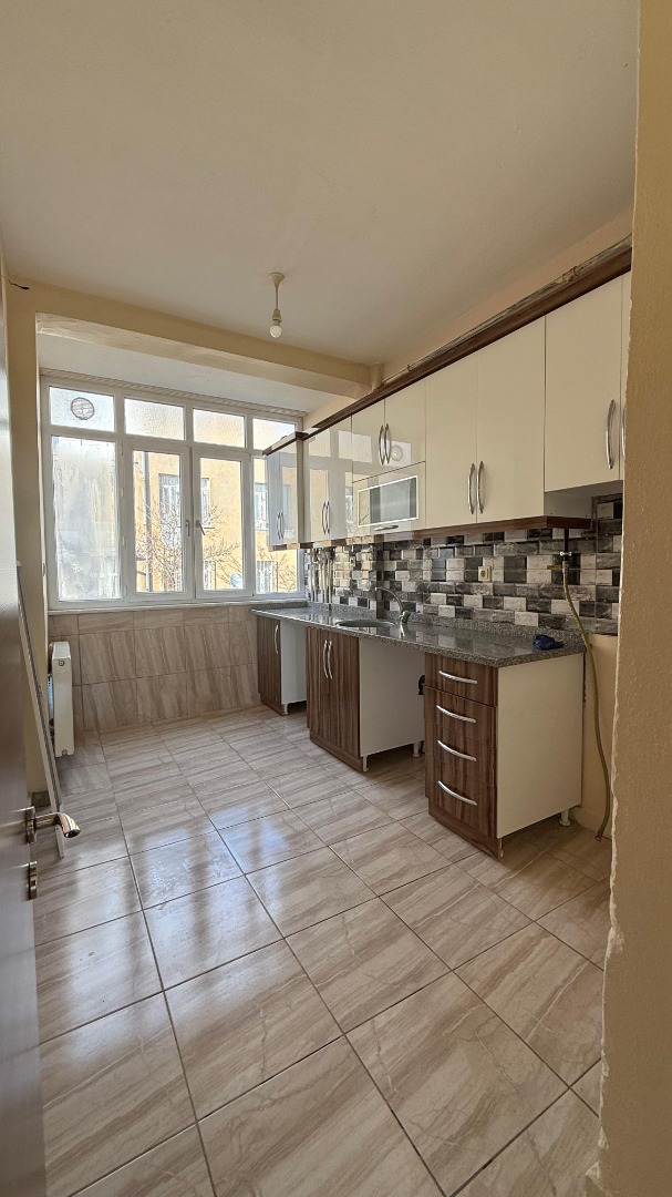 KAYSERİ DEVELİ REŞADİYE MAHALLESİNDE KİRALIK DAİRE